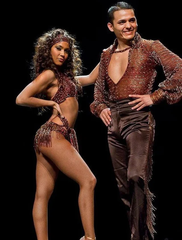 ADOLFO Y TANIA